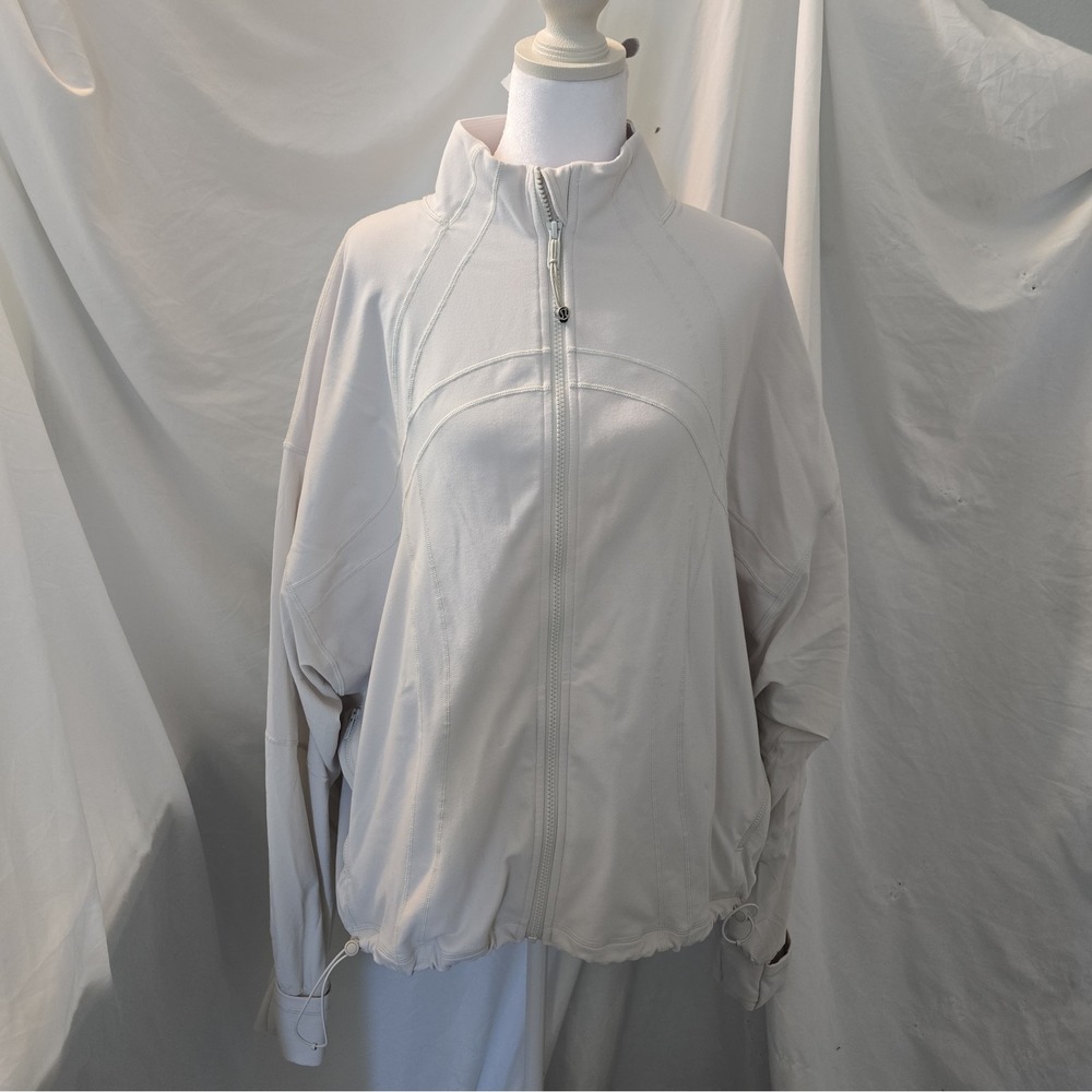 Lululemon Define Relaxed-Fit Jacket * Luon Bone Color Sz 14 Toggle Waist